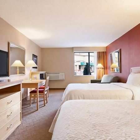 Days Inn By Wyndham Niagara Falls Near The Falls Eksteriør bilde