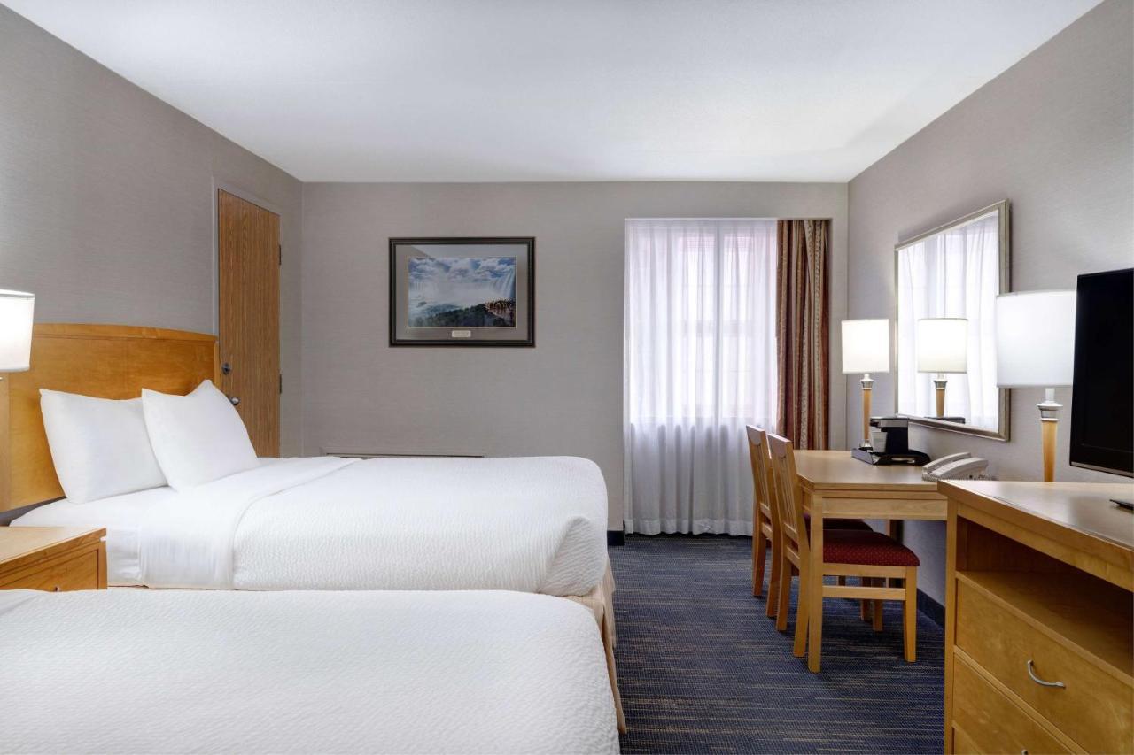 Days Inn By Wyndham Niagara Falls Near The Falls Eksteriør bilde