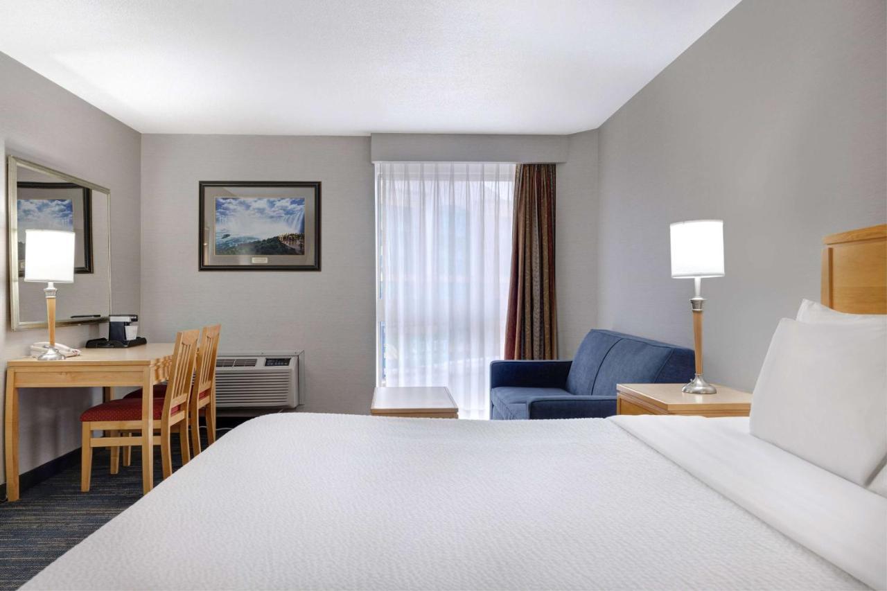 Days Inn By Wyndham Niagara Falls Near The Falls Eksteriør bilde