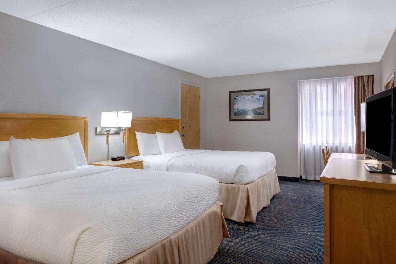 Days Inn By Wyndham Niagara Falls Near The Falls Eksteriør bilde